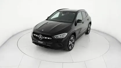 Usata Mercedes GLA180 116 CV (85 kW) 2021 Nero SUV