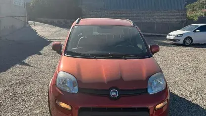 Usata Fiat Panda 4x4 Climbing 75 CV (55 kW) 2013 Rosso Utilitaria