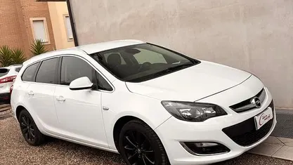 Bianco Usata 2016 Opel Astra Cosmo Station wagon | 7500 € (Buon prezzo)