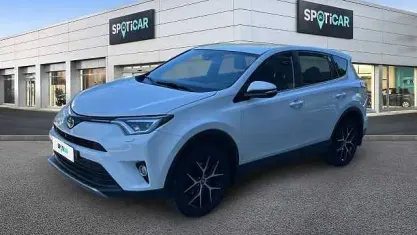Usata Toyota RAV4 Lounge 155 CV (114 kW) 2017 Bianco SUV