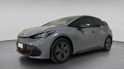 Usata Cupra Born 69 kW (95 CV) 2023 Grigio / pastello Utilitaria