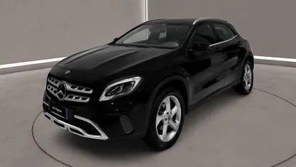 Usata Mercedes GLA180 Premium 109 CV (80 kW) 2018 Nero SUV