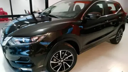 Usata Nissan Qashqai N-Connecta 116 CV (85 kW) 2019 Nero SUV