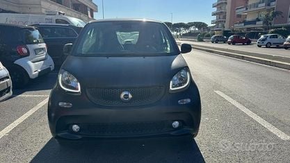 Käytetty Smart ForTwo Coupé Prime 90 HP (66 kW) 2019 Musta Coupe - kaksiovinen