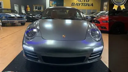 Usata Porsche 911 Carrera 4S Cabriolet 385 CV (283 kW) 2011 Grigio Cabrio