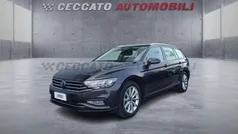 Grigio Usata 2023 VW Passat Business Station wagon | 31.255 € (Buon prezzo)