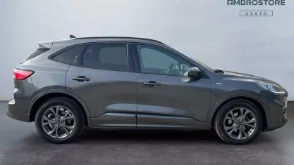 Usata Ford Kuga ST-Line 190 CV (139 kW) 2022 Magnetic grey SUV