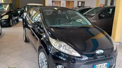 Nero Usata 2008 Ford Fiesta Tre volumi | 2500 € (Buon prezzo)