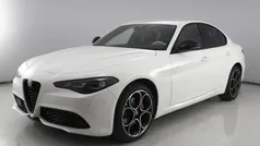 Bianco Nuova 2024 Alfa Romeo Giulia Veloce Tre volumi | 51.800 € (Buon prezzo)