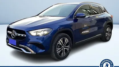 Usata Mercedes GLA180 Advanced 116 CV (85 kW) 2024 Blu metallizzato SUV