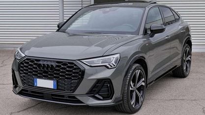 Usata Audi Q3 Sportback Ambiente 150 CV (110 kW) 2024 Grigio SUV