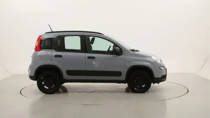 Usata Fiat Panda Wild 85 CV (62 kW) 2021 Grigiogrigio Utilitaria