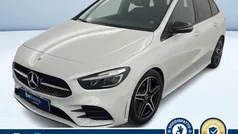 Bianco pastello Usata 2023 Mercedes B180 AMG Line Premium Monovolume | 29.500 € (Buon prezzo)