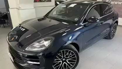 Usata Porsche Macan 245 CV (180 kW) 2020 Blu/azzurro SUV