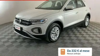 Usata VW T-Roc Life 110 CV (80 kW) 2024 Beige SUV