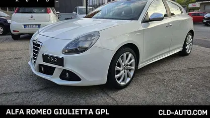 Usata Alfa Romeo Giulietta 170 CV (125 kW) 2011 Bianco Utilitaria