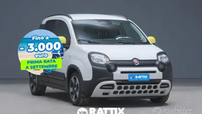 Usata Fiat Panda Cross Cross 70 CV (51 kW) 2025 White solid paint Utilitaria