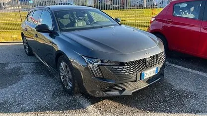 Blu Usata 2023 Peugeot 508 Allure Station wagon | 23.990 € (Buon prezzo)