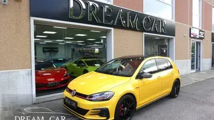 Usata VW Golf VII GTI 245 CV (180 kW) 2018 Giallo pastello Berlina