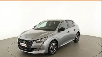 Usata Peugeot 208 Allure 101 CV (74 kW) 2023 Grigio Utilitaria