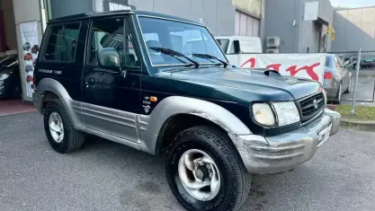 Usata Hyundai Galloper Comfort 100 CV (73 kW) 1998 Bluazzurro SUV
