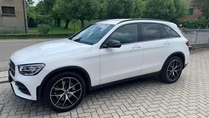 Bianco Usata 2019 Mercedes GLC220 Premium SUV | 34.900 €