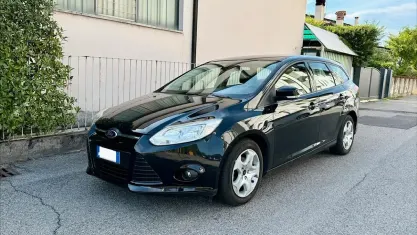 Usata Ford Focus 116 CV (85 kW) 2013 Nero Station wagon