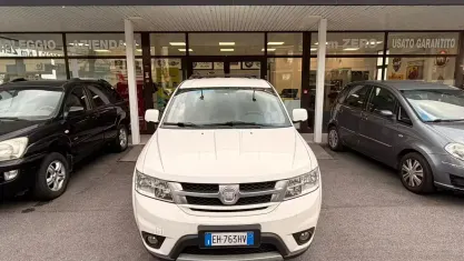 Usata Fiat Freemont Lounge 170 CV (125 kW) 2012 Bianco SUV