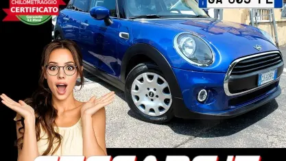 Usata Mini ONE 75 CV (55 kW) 2020 Bluazzurro Utilitaria