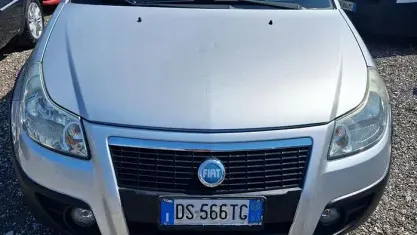 Usata Fiat Sedici 107 CV (78 kW) 2008 Argento SUV