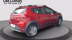 Rosso Usata 2021 Dacia Sandero Comfort Due volumi | 13.490 € (Buon prezzo)