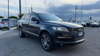 Usata 2006 Audi Q7 SUV | 7990 € (Buon prezzo)
