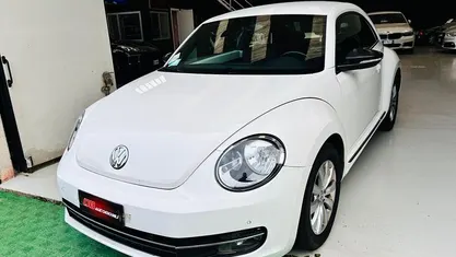 Bianco Usata 2012 VW Maggiolino Design Tre volumi | 7500 € (Buon prezzo)