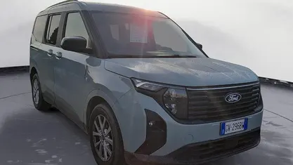 Azzurro Usata 2024 Ford Tourneo Courier Titanium Monovolume | 19.890 € (Buon prezzo)
