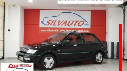 Usata Ford Fiesta RS 133 CV (97 kW) 1991 Utilitaria