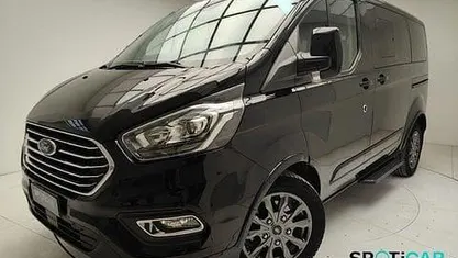 Nero Usata 2023 Ford Tourneo Custom Titanium Furgone | 38.486 € (Buon prezzo)