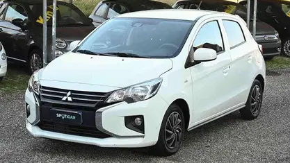 Bianco Usata 2023 Mitsubishi Space Star Intense Tre volumi | 8900 € (Super prezzo)