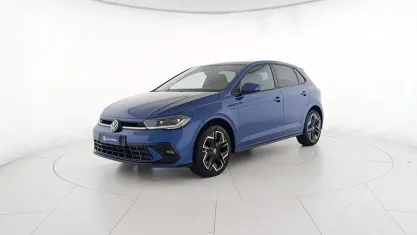 Usata VW Polo R-line Plus 95 CV (69 kW) 2025 Reef blue metallizzato Utilitaria