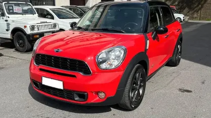 Usata Mini Cooper SD Countryman 143 CV (105 kW) 2012 Rosso SUV