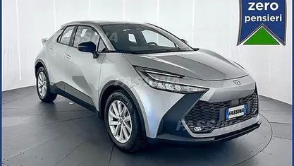 Nuova Toyota C-HR Active 97 CV (71 kW) 2025 Argento SUV