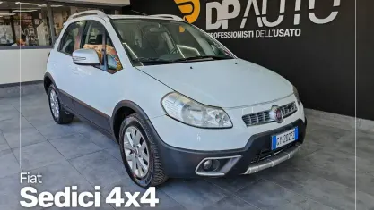 Usata Fiat Sedici Dynamic 135 CV (99 kW) 2013 Bianco SUV