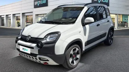 Usata Fiat Panda Cross Cross 69 CV (50 kW) 2023 Bianco Utilitaria
