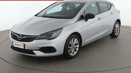 Usata Opel Astra Business Elegance 122 CV (89 kW) 2021 Argento Berlina