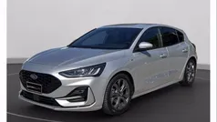 Grigio chiaro Usata 2024 Ford Focus ST-Line Tre volumi | 22.200 € (Buon prezzo)
