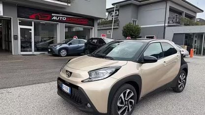 Begagnad Toyota Aygo X Trend 72 HK (52 kW) 2025 Grå SUV