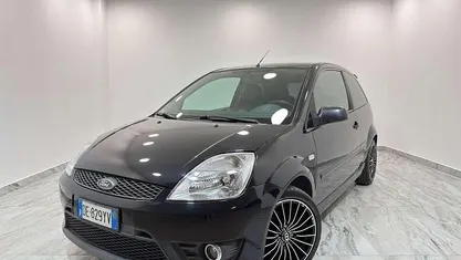 Usata Ford Fiesta S 90 CV (66 kW) 2007 Utilitaria