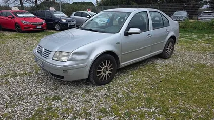 Usata VW Bora 116 CV (85 kW) 2000 Berlina