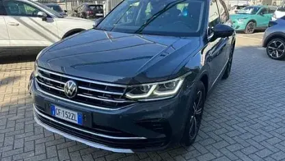 Usata VW Tiguan Elegance 150 CV (110 kW) 2021 Grigio SUV