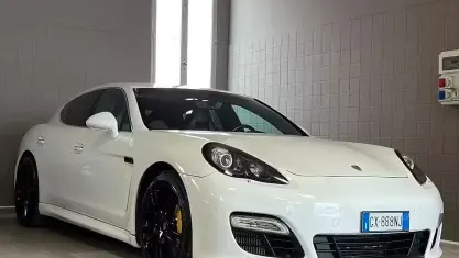Usata Porsche Panamera Turbo S 550 CV (404 kW) 2011 Bianco Utilitaria