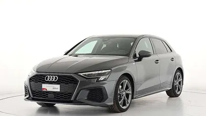 Grigio Usata 2023 Audi A3 S-Line Tre volumi | 30.900 € (Buon prezzo)